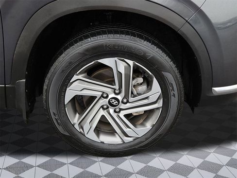 Certified 2023 Hyundai Santa Fe SEL w/ Premium Package image 30