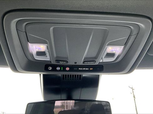 New 2026 GMC Sierra 1500 Elevation image 19