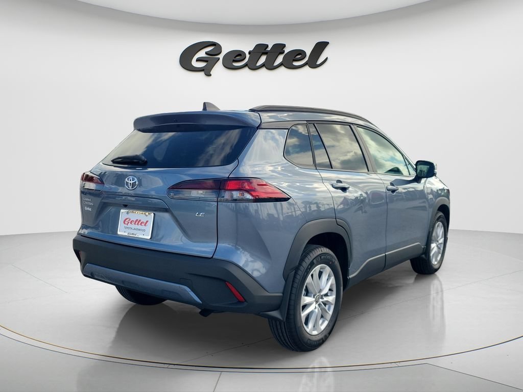 New 2026 Toyota Corolla Cross LE FWD image 5