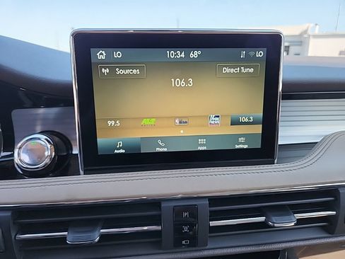 Used 2022 Lincoln Corsair FWD image 20