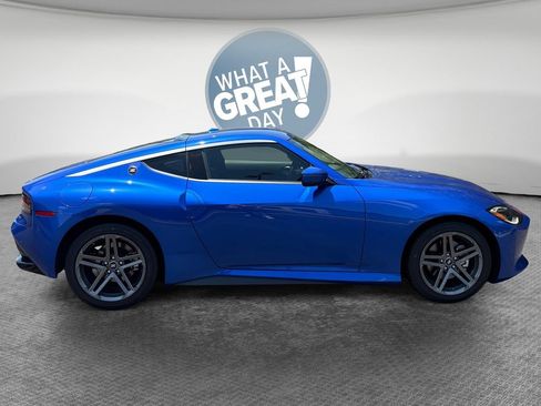 Used 2026 Nissan Z Sport w/ Floor Mat Package RWD image 2
