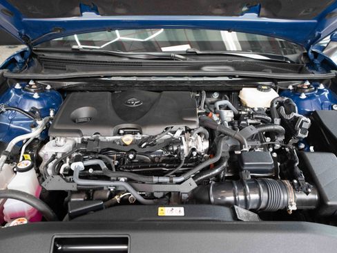 Used 2025 Toyota Camry LE FWD image 30