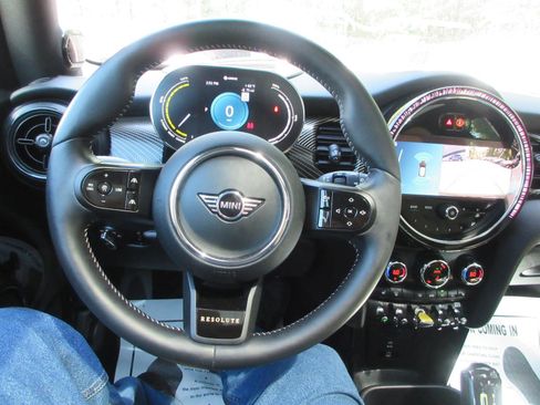 Used 2024 MINI Cooper SE w/ MINI Resolute Edition FWD image 13