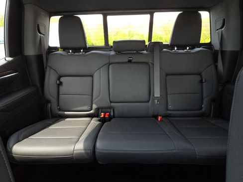 New 2026 Chevrolet Silverado 1500 LT image 26