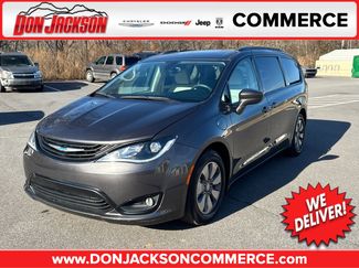 Used 2018 Chrysler Pacifica Touring-L video 1