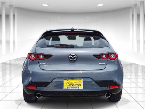 Certified 2025 MAZDA MAZDA3 Hatchback w/Premium Plus Pkg image 4