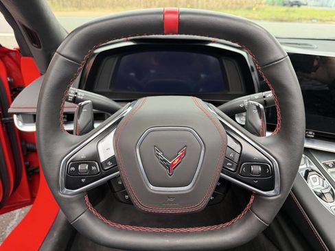 Used 2025 Chevrolet Corvette Stingray Premium Conv w/ Battery Protection Package RWD image 27