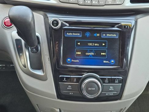 Used 2016 Honda Odyssey SE image 22