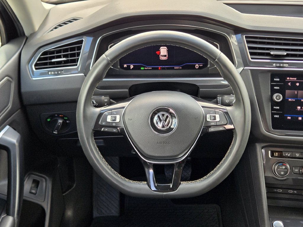 Used 2021 Volkswagen Tiguan SEL AWD/4WD image 19