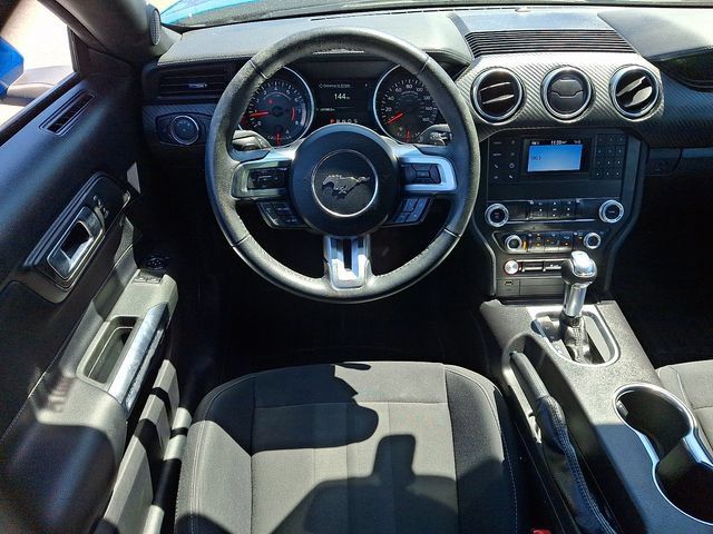 Used 2019 Ford Mustang Coupe RWD image 11