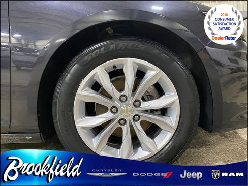 Used 2023 Chevrolet Malibu LT FWD image 9