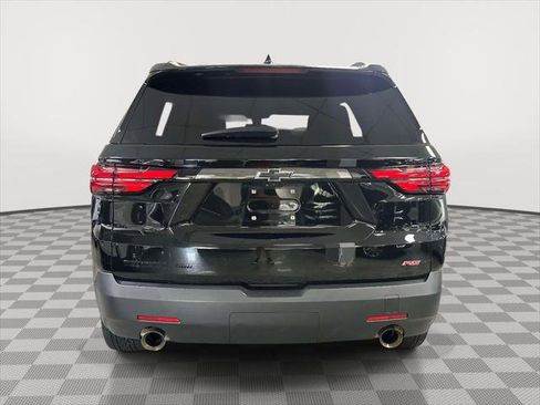 Used 2023 Chevrolet Traverse RS AWD/4WD image 4