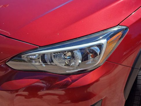 Used 2018 Subaru Crosstrek 2.0i Premium w/ Moonroof Package AWD/4WD image 32