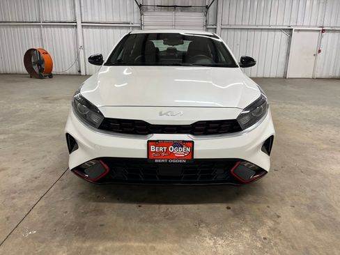 Used 2023 Kia Forte GT-Line w/ GT-Line Premium Package FWD image 2