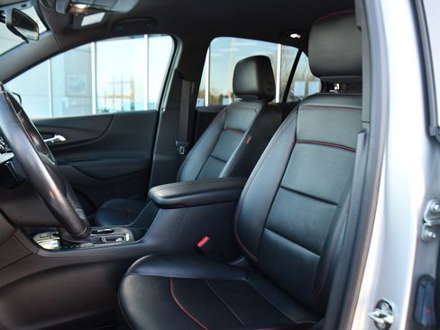 Used 2022 Chevrolet Equinox RS w/ RS Leather Package image 13