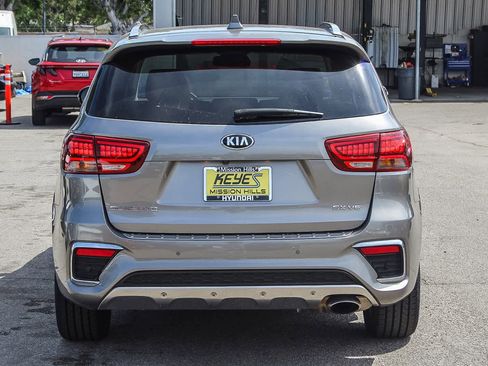 Used 2019 Kia Sorento SX w/ SX Touring Package image 5