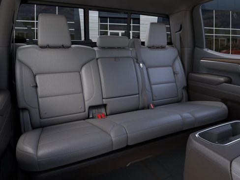 New 2026 GMC Sierra 1500 SLT AWD/4WD image 17