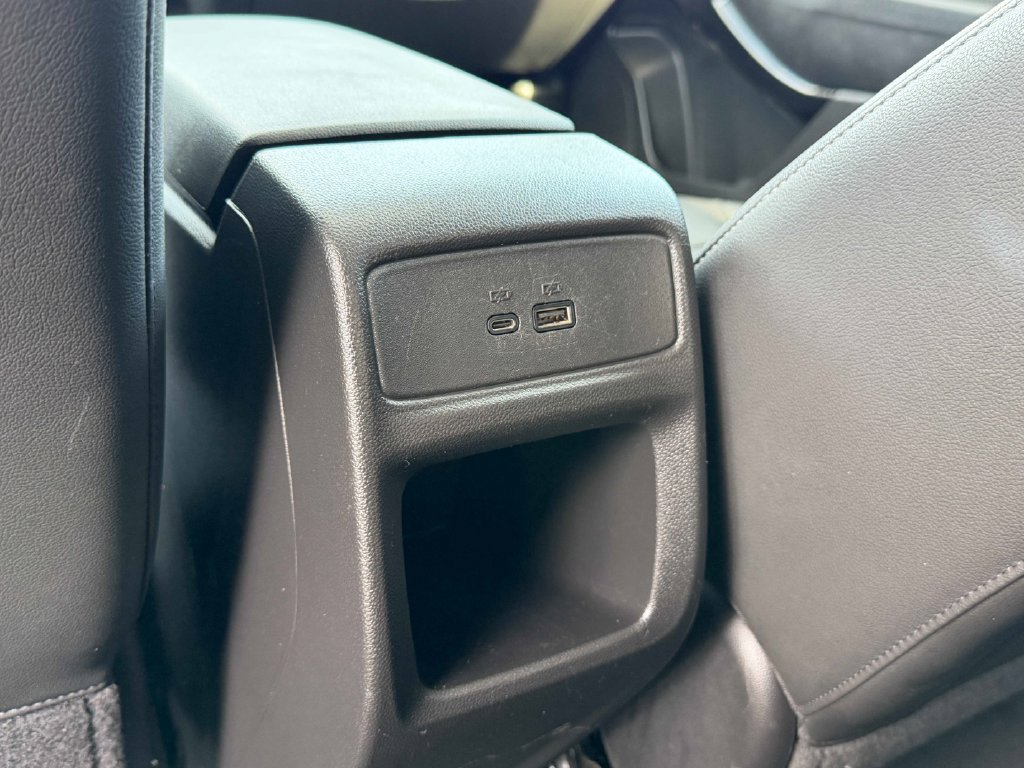 Used 2024 Chevrolet Trax ACTIV w/ Sunroof Package FWD image 21