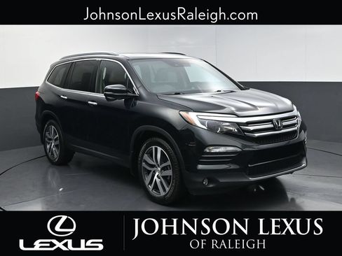 Used 2016 Honda Pilot Touring image 3