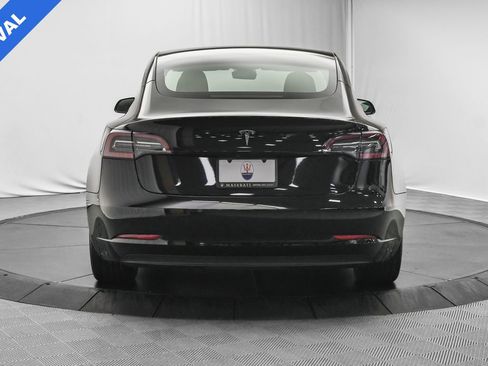 Used 2022 Tesla Model 3 image 6
