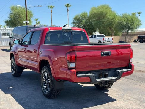 Used 2019 Toyota Tacoma TRD Sport w/ Technology Package AWD/4WD image 6