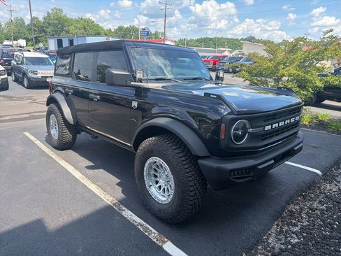 Used 2025 Ford Bronco Big Bend AWD/4WD image 2