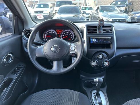 Used 2014 Nissan Versa SV image 17