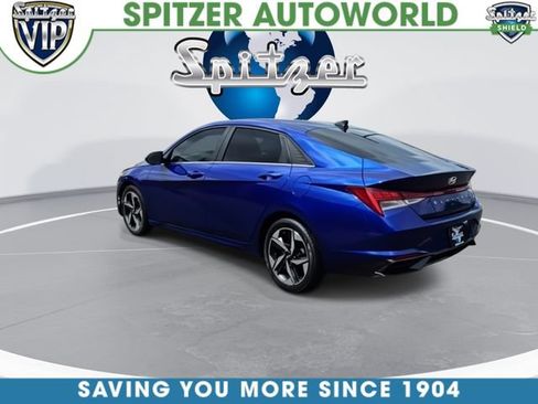 Used 2022 Hyundai Elantra SEL w/ Convenience + Premium Package FWD image 6