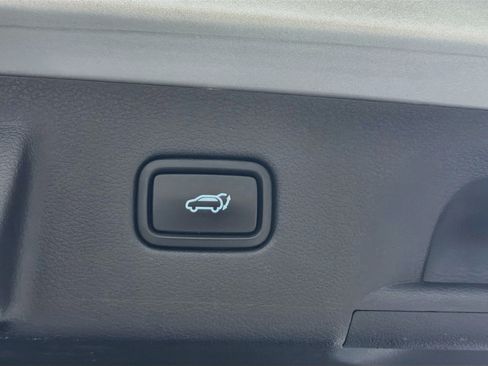 Used 2024 Hyundai Palisade SEL FWD image 31