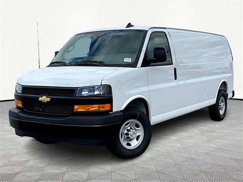New 2025 Chevrolet Express 2500 Extended w/ Enhanced Convenience Package image 3