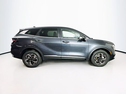 Used 2025 Kia Sportage LX image 10