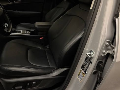Certified 2026 Kia Sportage EX FWD image 12