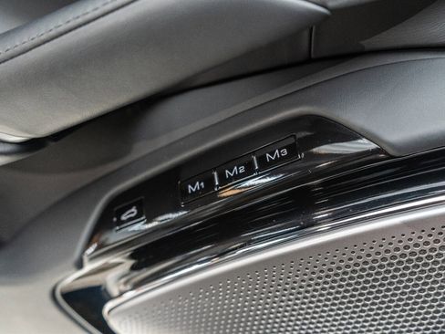 Used 2021 Ferrari Roma image 91