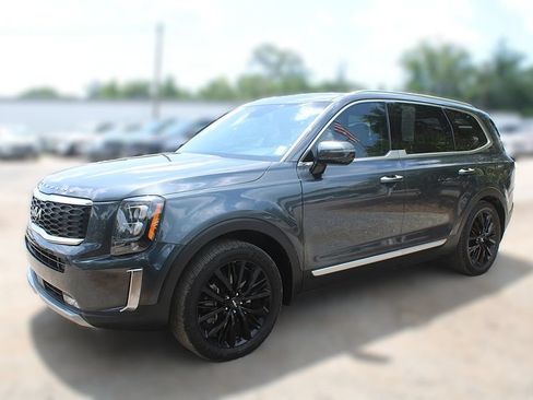 Used 2022 Kia Telluride SX w/ Towing Package FWD image 16