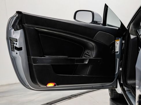 Used 2009 Aston Martin V8 Vantage Convertible image 82