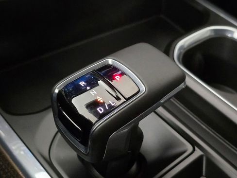 Used 2023 Chevrolet Silverado 1500 RST w/ Redline Edition image 33