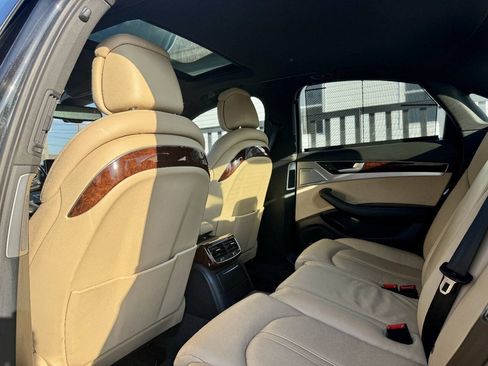 Used 2011 Audi A8 4.2 AWD/4WD image 10