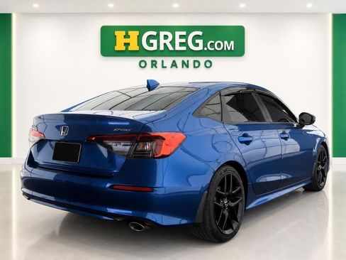 Used 2023 Honda Civic Sport image 2
