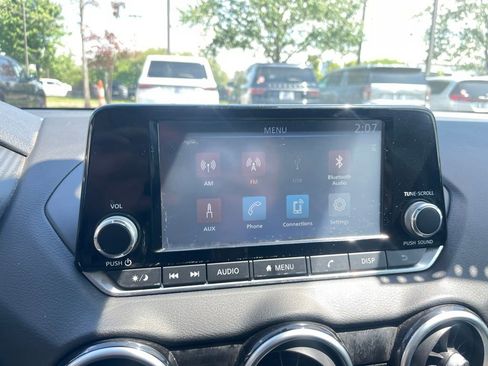 Used 2020 Nissan Sentra S FWD image 17