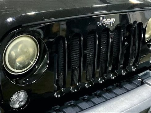 Used 2017 Jeep Wrangler Unlimited Sport w/ Quick Order Package 24S AWD/4WD image 29