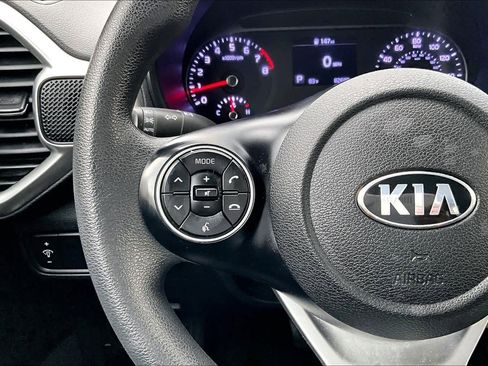 Used 2020 Kia Soul LX FWD image 23