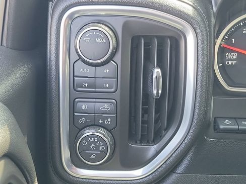 Used 2020 Chevrolet Silverado 1500 LTZ w/ LTZ Plus Package AWD/4WD image 16