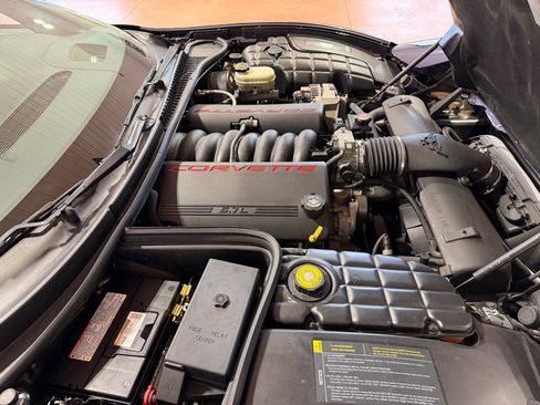 Used 2001 Chevrolet Corvette Convertible w/ Preferred Equipment Group2 image 36