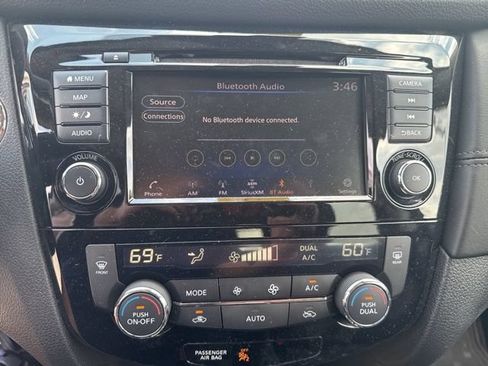Certified 2020 Nissan Rogue SL w/ Premium Package AWD/4WD image 18