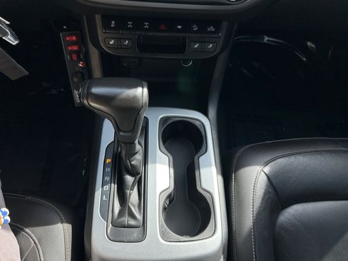 Used 2021 Chevrolet Colorado ZR2 image 17