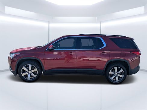 Used 2020 Chevrolet Traverse LT w/ LT Premium Package image 6