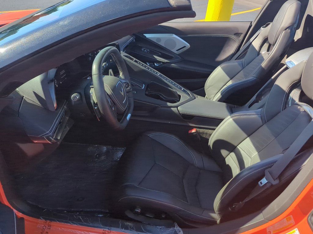 Used 2025 Chevrolet Corvette Z06 RWD image 10