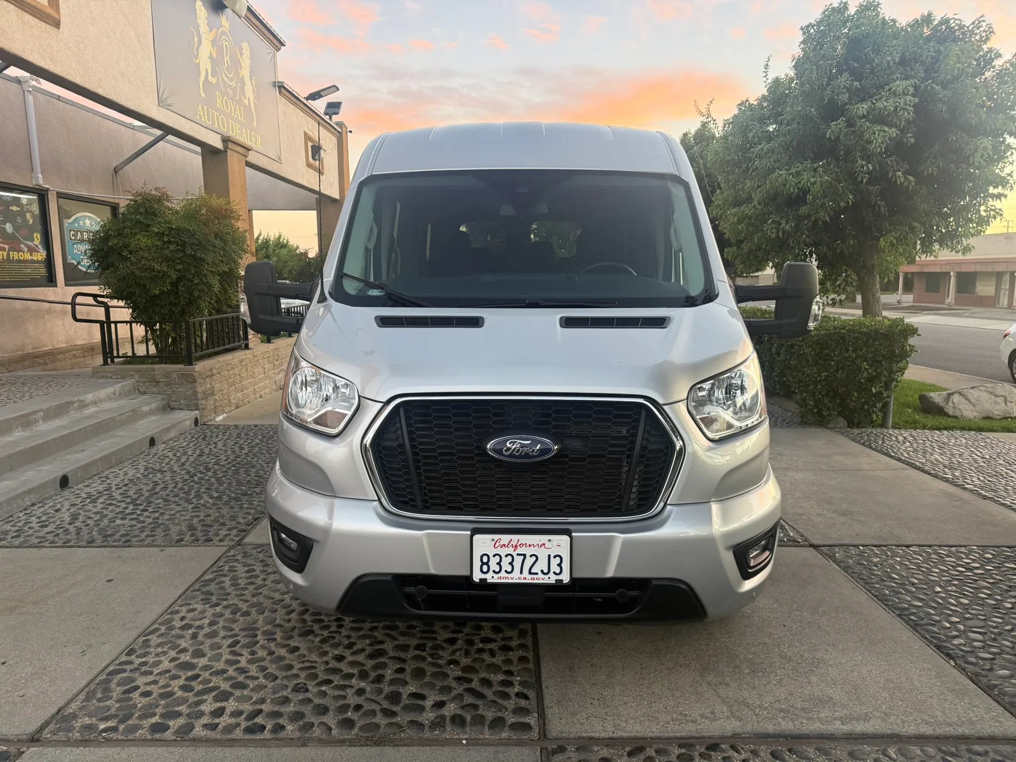 Used 2021 Ford Transit 350 XLT RWD image 9