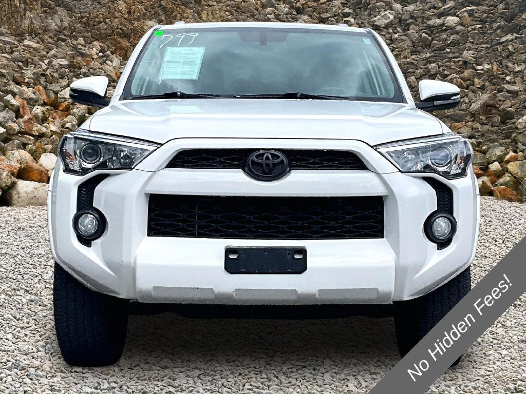 Used 2016 Toyota 4Runner SR5 Premium AWD/4WD image 3