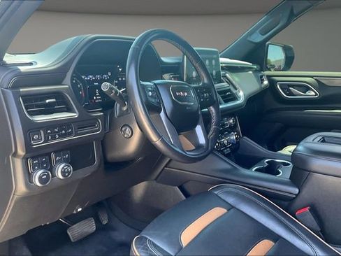 Used 2021 GMC Yukon AT4 AWD/4WD image 12